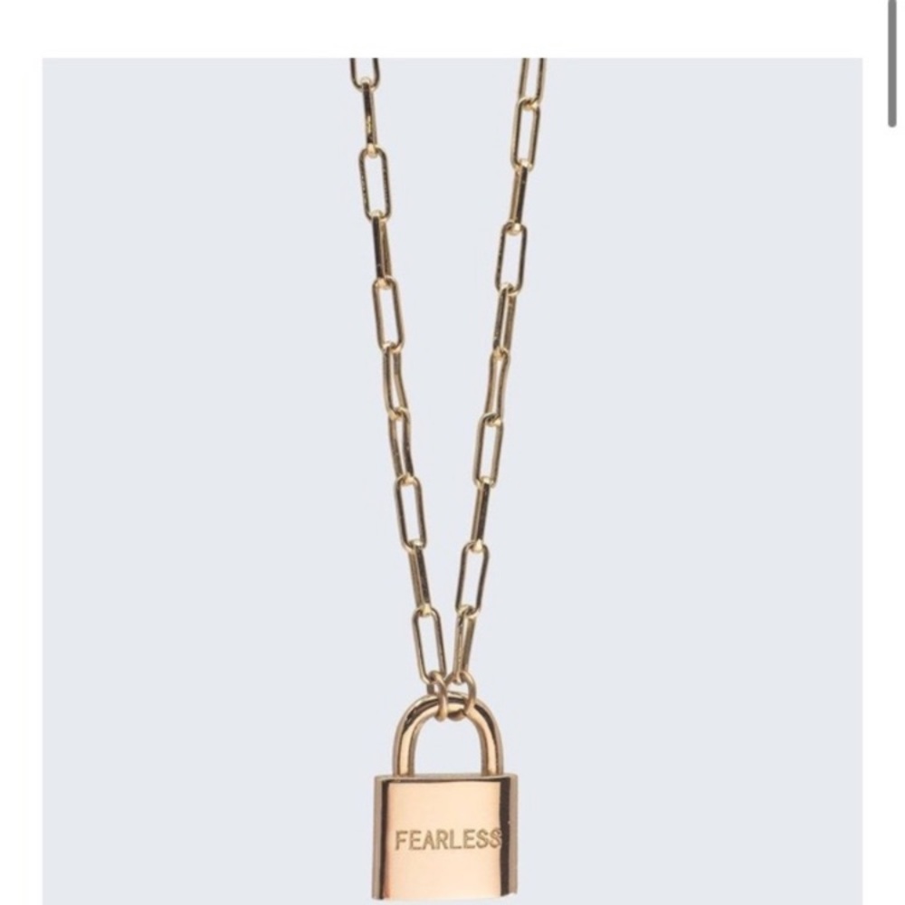 The giving keys padlock necklace - Picture 2 of 4